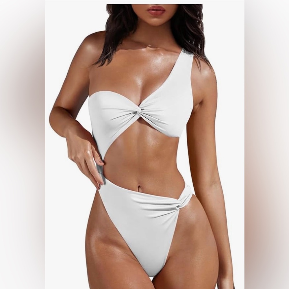 NWOT XXTAXN Elegant White One-Shoulder Swimsuit